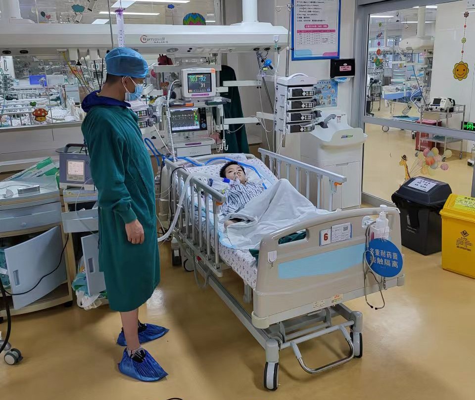 延边跨省救护车出租公司