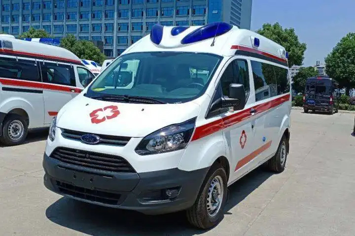 延边长途救护车转院